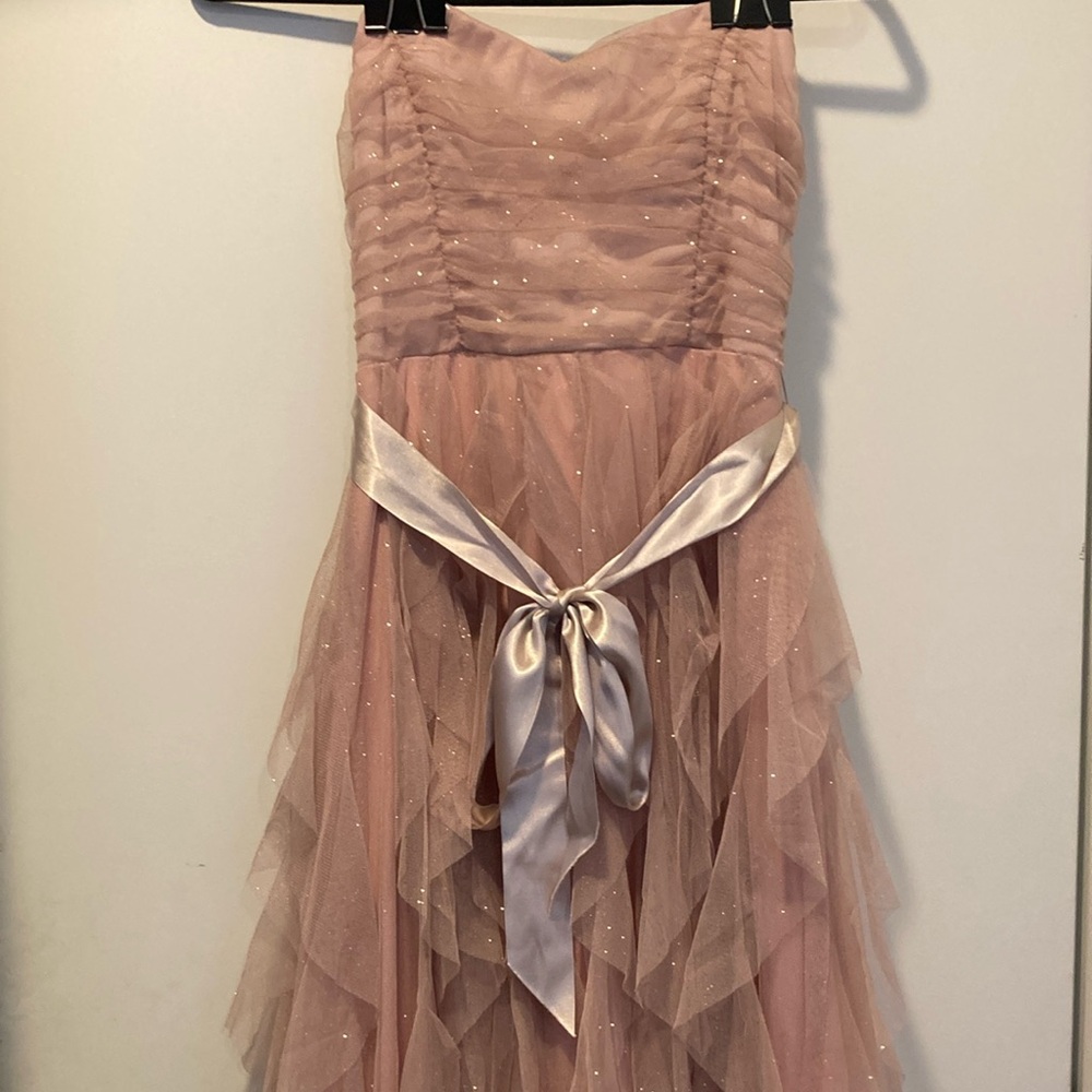 Elegant Sparkly Pink Princess Dress with Satin Bow Homecoming Party Size 9